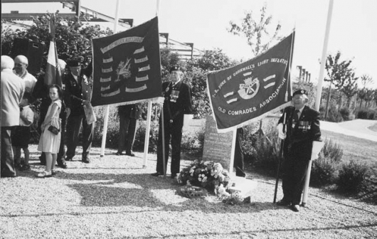 Inauguration du monument en 1994