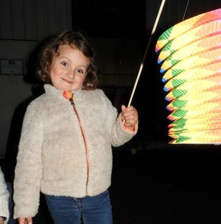 Départ de la marche aux lampions et feu d&rsquo;artifice